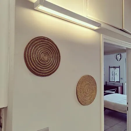 Luxury Seaview Апартаменты